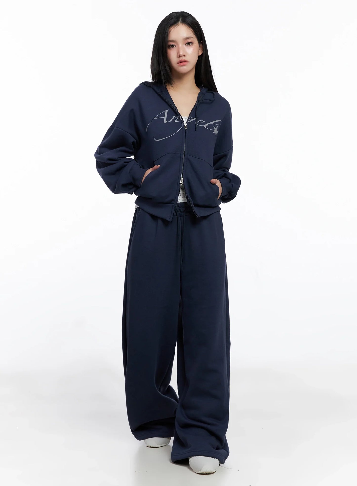 Angel Graphic Zip-Up Hoodie IS525